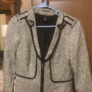White|Black Blazer
